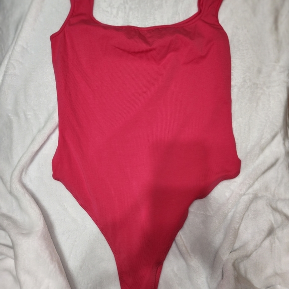 Fuschia pink bodysuit - Picture 2 of 2